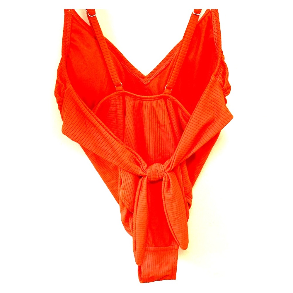 Bathing suit